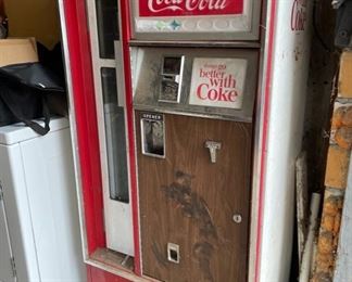 Vintage Cavalier Coca-Cola Machine 