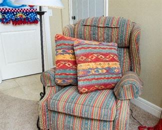 Comfy colorful recliner!!