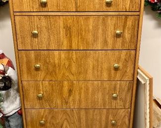 vintage Stanley 7 drawer chest