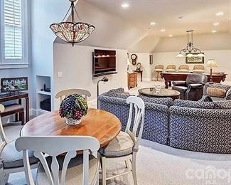 Round (or oval with leaf) dining table with 6 chairs