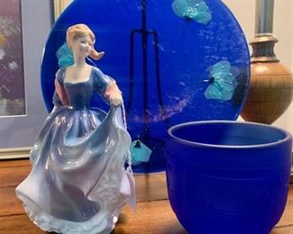 Royal Doulton “Elizabeth”