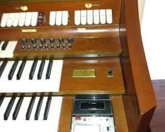 wurlitzer centura organ