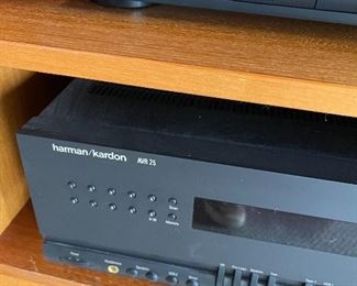 Harmon Kardon AVR 25