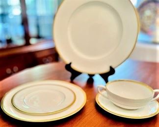 Royal Worchester (Viceroy) China