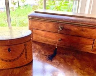 Satinwood 18C Oval Tea Caddy; Antique Oval English Dresser Caddy