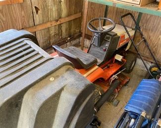 Simplicity mower with bagging attachment