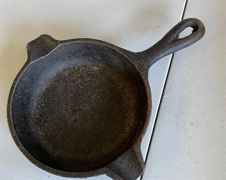 Wagner small ashtray
