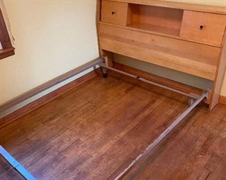 Full size MCM bed