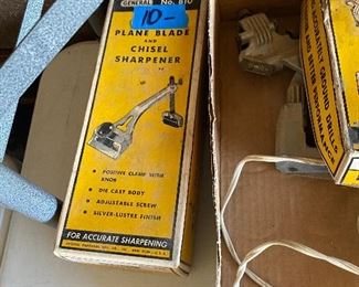 Chisel sharpener
