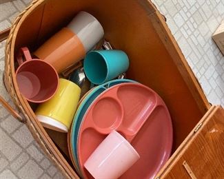 Picnic basket 