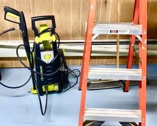 Pressure washer, ladder