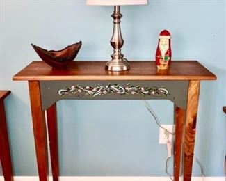Side/sofa table w/ hand painted front design, wooden bowl, table lamp, Christmas Santa