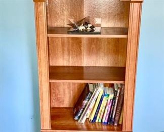 Modern bookcase, Misc. decor