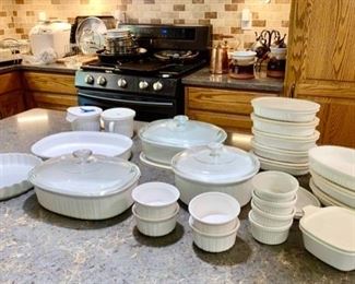 Corning ware, many sizes, some with covers