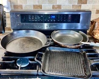 Lodge cast iron large fry pan and grill pan, misc. fry pans