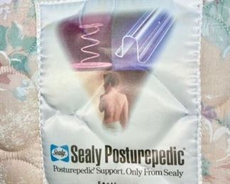 Sealy Posturepedic full size mattress and box spring (very clean)