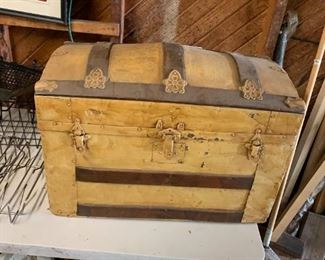 #12	Antique Camel Back Trunk w/tray   26x15x17 (missing one handle)	 $40.00 

