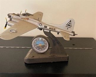 Airplane Clock