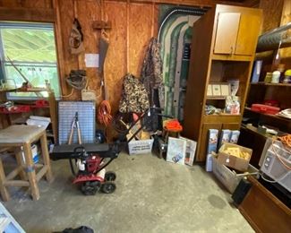 LOTS OF THINGS IN THE GARAGE