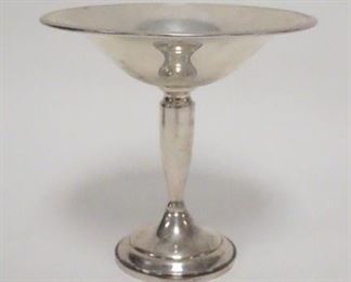1026	TOWLE WEIGHTED STERLING SILVER COMPOTE, 6 IN HIGH X 6 3/8 IN DIAMETER
