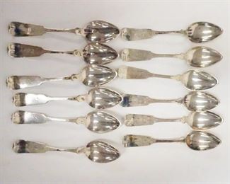1052	SET OF 12 HAND MADE SILVER TEASPOONS. SIGNED W/HALLMARKS & MONOGRAMMED TIFFANY, 5 3/4 IN LONG, 7.175 TOZ

