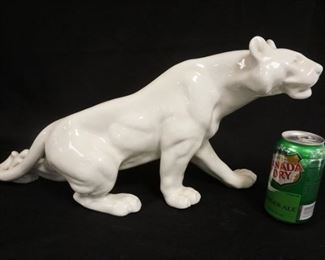 1285	ROYAL DUX WHITE PORCELAIN LARGE PANTHER, 21 IN X 10 IN
