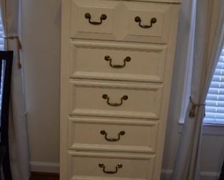 Stanley Lingerie Chest Painted White