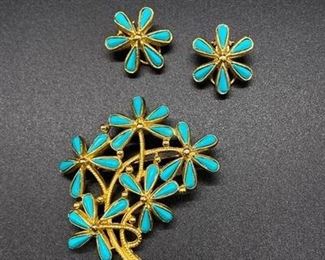Vintage Gold Tone Faux Turquoise BSK Daisy Flower Brooch Pin Clip Earrings