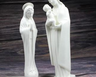 Vintage Pair of Virgin Mary Statuettes Figurines