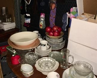 Crystal, Glasses, dishware, tea cups and saucers.