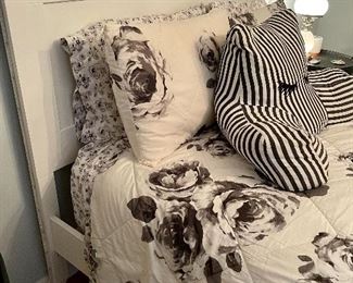 Pottery Barn Teen Hampton Classic Queen Bed (mattress not included) creates a clean, organized look with craftsmanship to last a lifetime and designed with modern details.  (64" W x 84.5" L x 49" H)