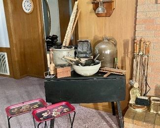 Vintage Drop Leaf Farmhouse Table, Retro TV Trays