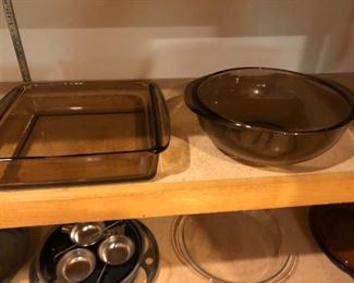 Amber brown Pyrex baking dishes $3 each