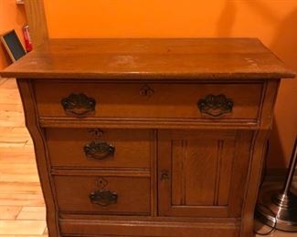 Dry sink 32" wide x 17" deep x 26" tall $70