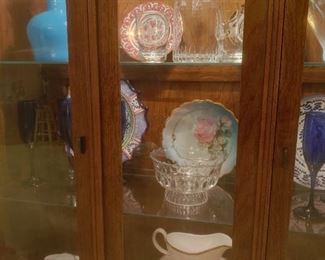 MCM display cabinet