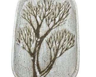 Lot 027
Andersen Designs Brown Tree By Brenda Plate