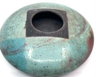 Lot 199
Andrew Berends Ikebana Vase Pottery