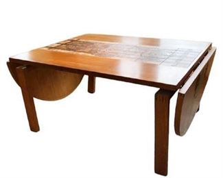 Lot 001
Ansager Moble Danish Ox-Art 77 Signed Drop Leaf Dining Table. https://www.bidoneverything.com/Event/LotDetails/108800652/Ansager-Moble-Danish-OxArt-77-Signed-Drop-Leaf-Dining-Table