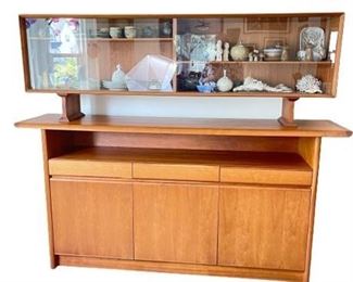 Lot 002
Mid Century Dyrlund Danish Credenza with Floating Hutch