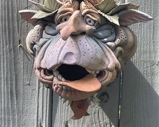 Lot 618
Green Tree Man Style Ceramic Birdhouse