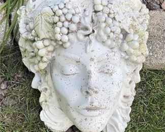 Lot 616
Wall Planter Womans Face