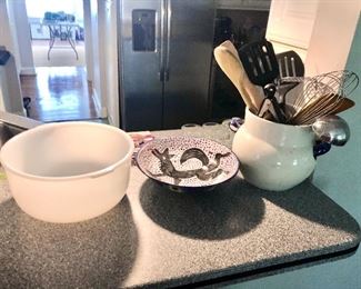 Glassbake Sunbeam Mixing Bowl, assorted kitchen tools
