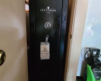 Liberty Centurion 12 Gun safe