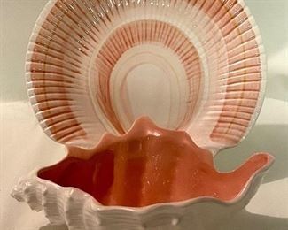 Let's have fun with these Terrific Fitz & Floyd Conch + Shell Dish Underplate. 20pcs. 