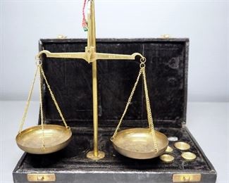 Portable Cased Brass Balance Scale With Weights