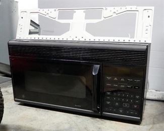 GE Over The Counter Microwave Oven Model J vM240BL 001