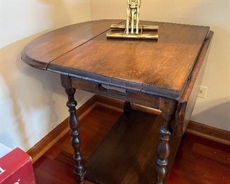 Double drop leaf small table