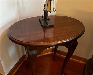 Wood oval side table and lamp