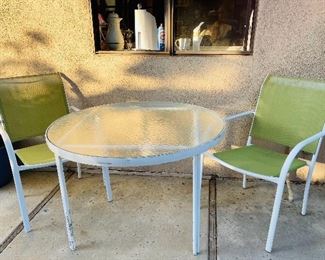Green & white outdoor patio set