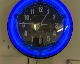 Neon clock